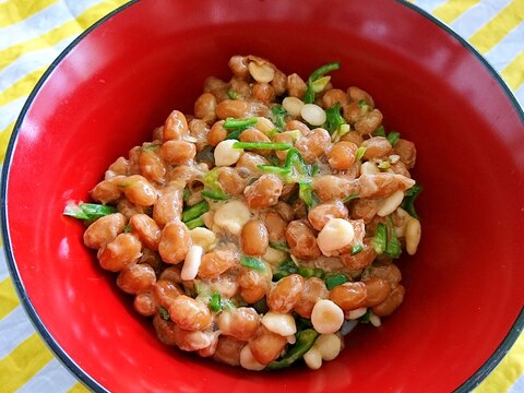 韓国青唐辛子とあげ玉のカリカリ納豆ご飯